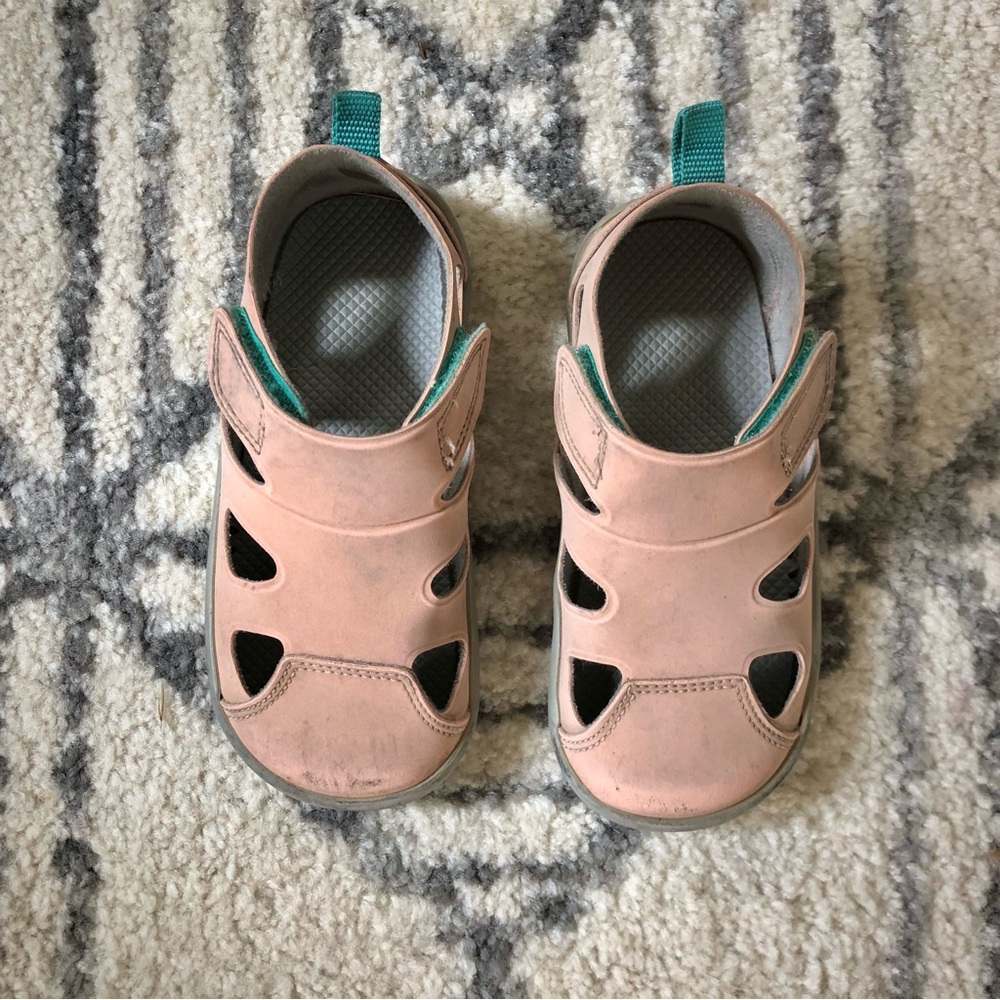 Ten Little soft pink everyday sandals toddler size 9